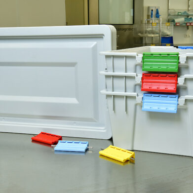 MR Plast transportbak, -deksel & handvatten